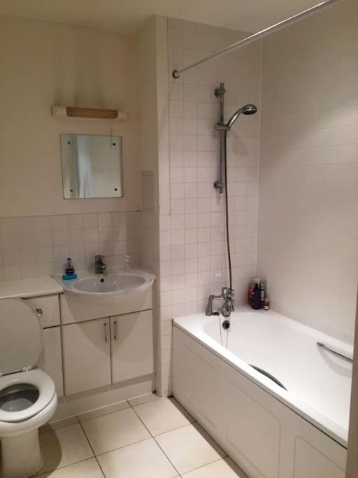 1 Bedroom Flat Near Excel, O2, Canary Wharf - Londra Dış mekan fotoğraf