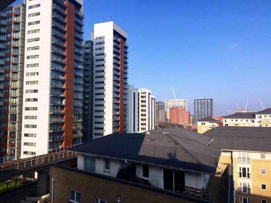 1 Bedroom Flat Near Excel, O2, Canary Wharf - Londra Dış mekan fotoğraf