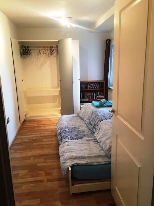 1 Bedroom Flat Near Excel, O2, Canary Wharf - Londra Dış mekan fotoğraf